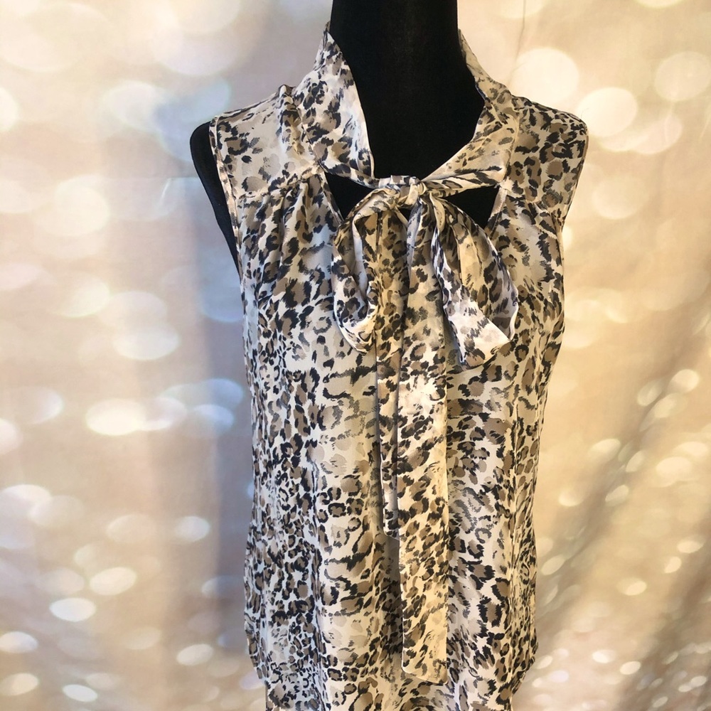 Flowy leopard blouse with bow detail at front